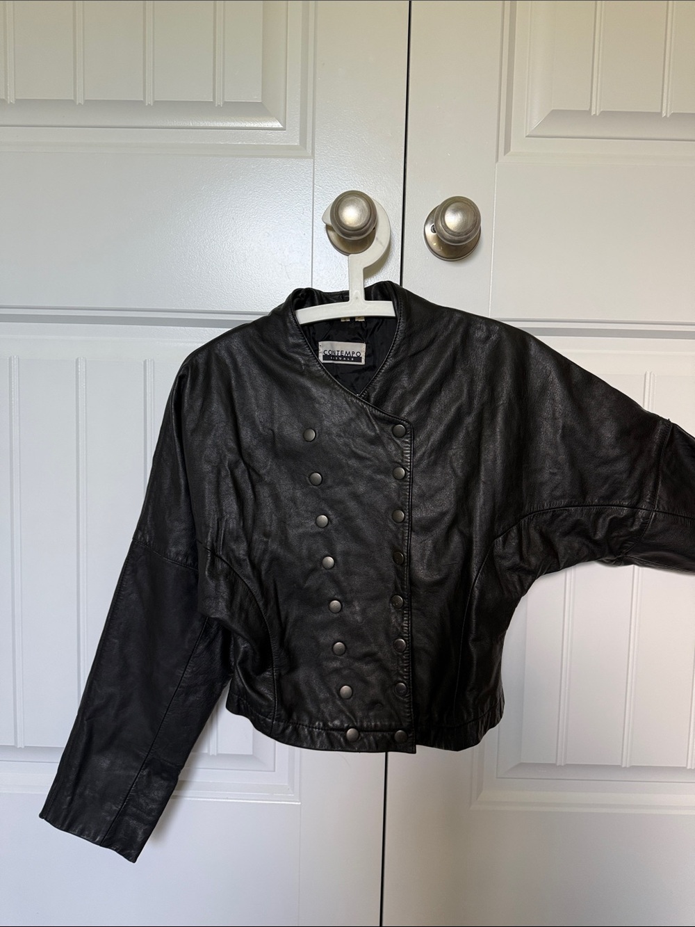 VINTAGE Leather Jacket🖤 ‘Rock-n-roll’
